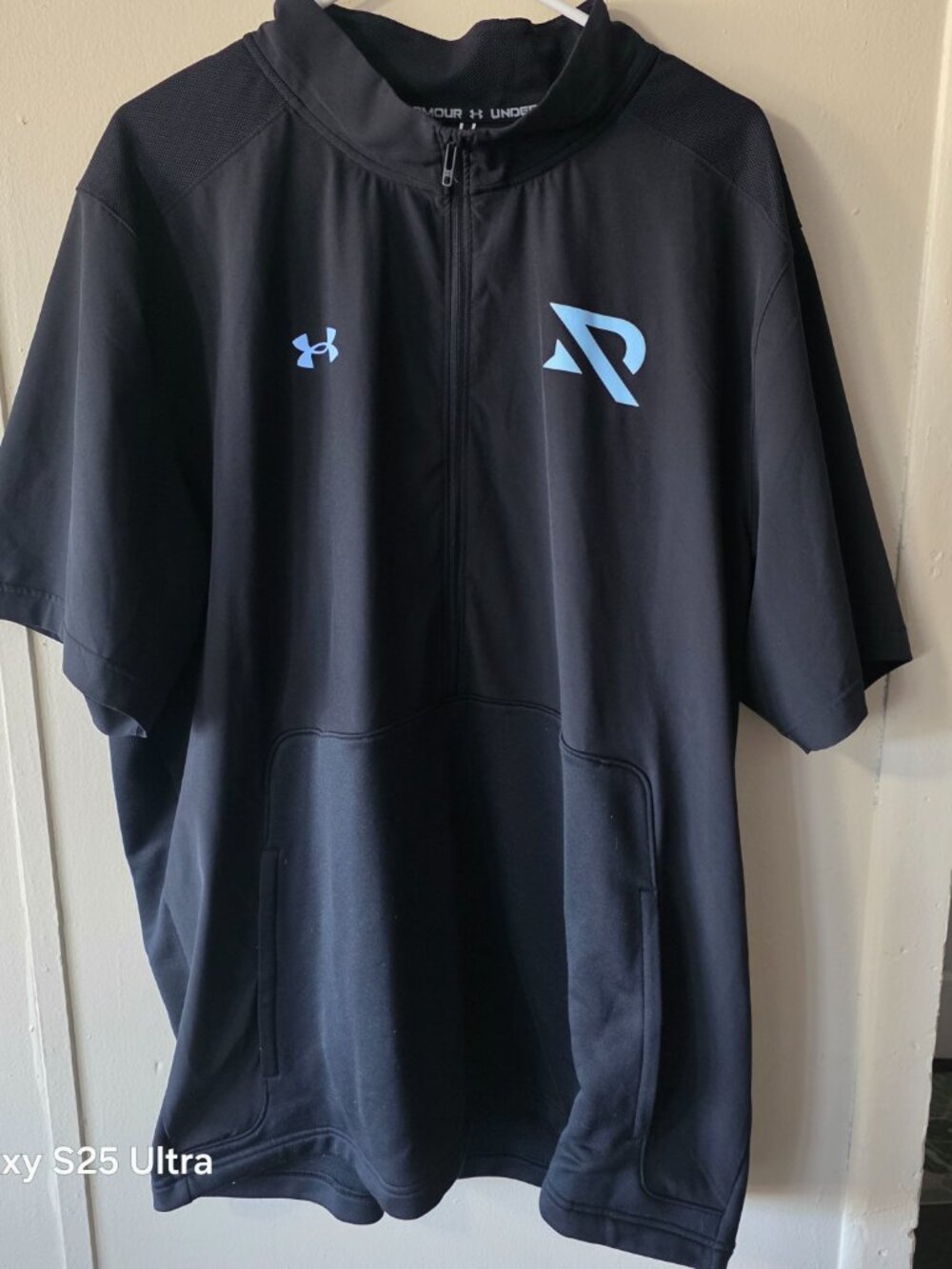 Under Armour Men UFL Arlington Renegades Pullover Black 1/4 Zip Short Sleeve